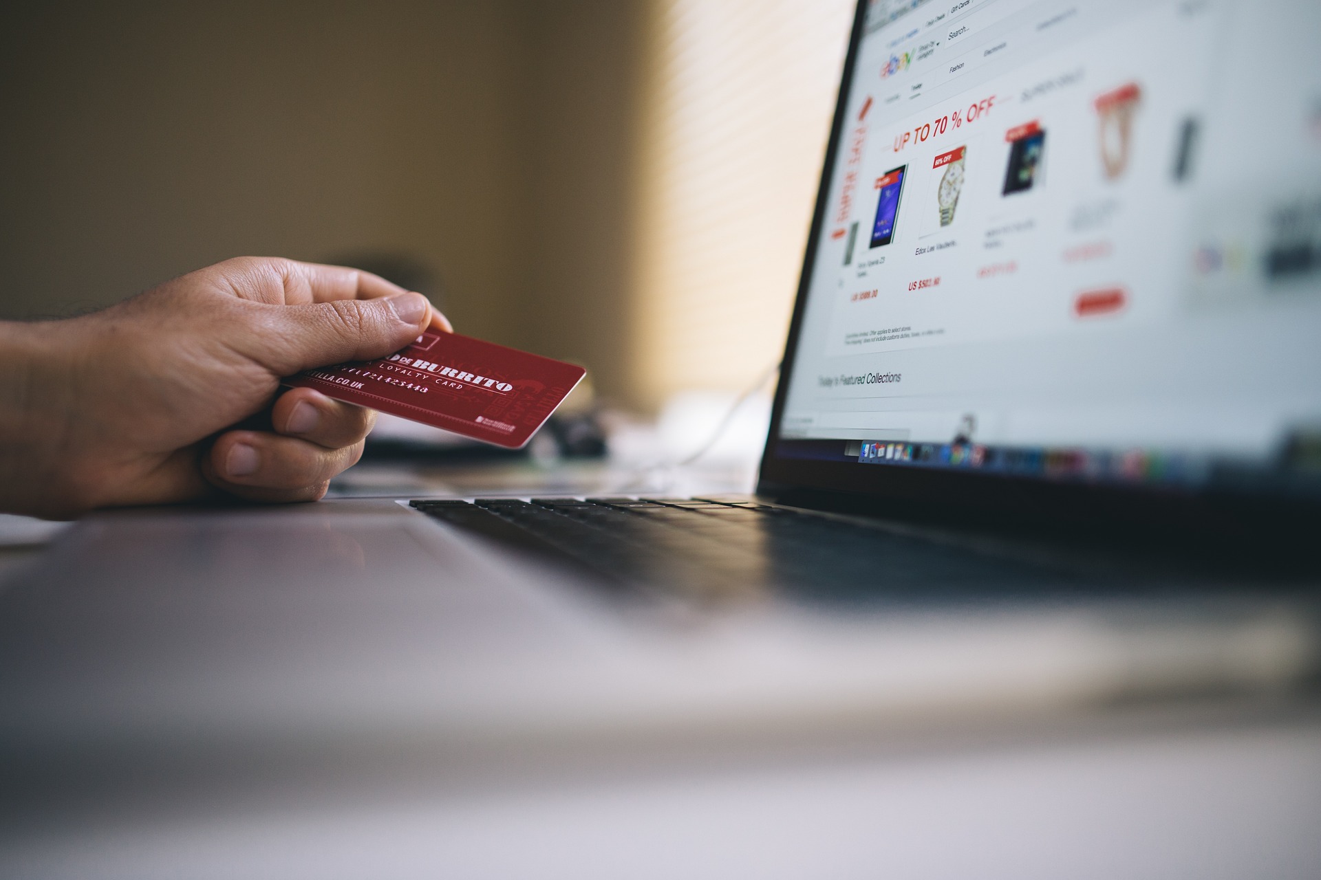 Príjmy z e-shopu – akým spôsobom ich zvyšovať